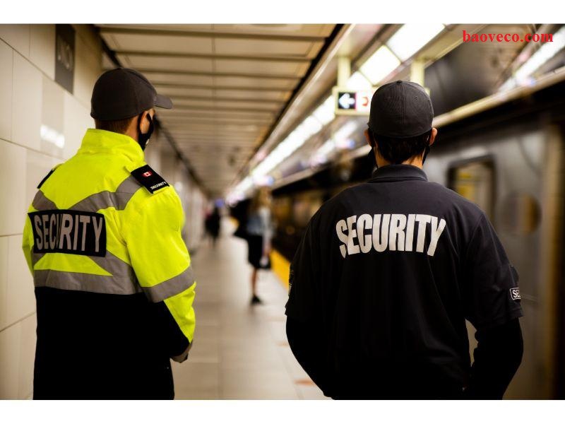 nhan vien bao ve tu vong truoc gio vo ca truc va phan hoi tu doanh nghiep