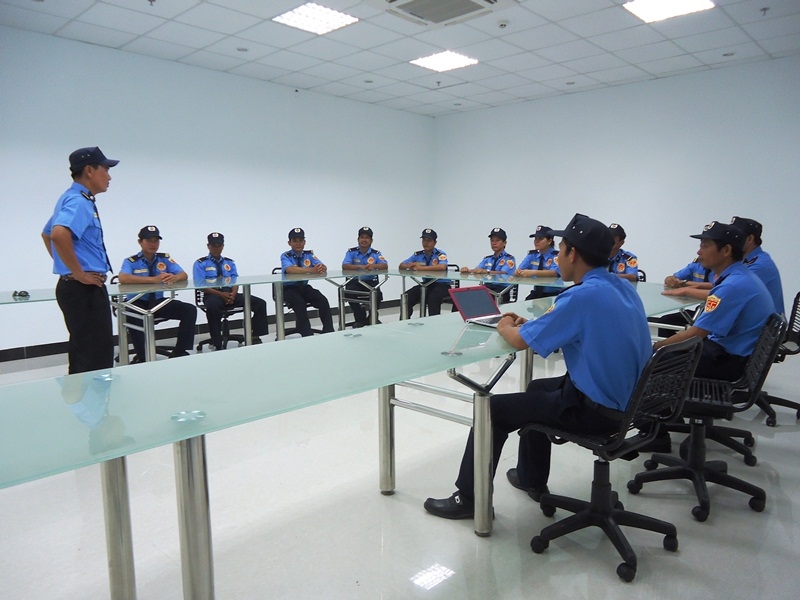 dich vu bao ve truong hoc o quan 10